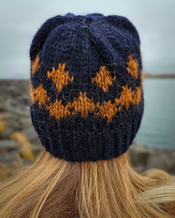 SOLD Wool beanie 01 - Image 2