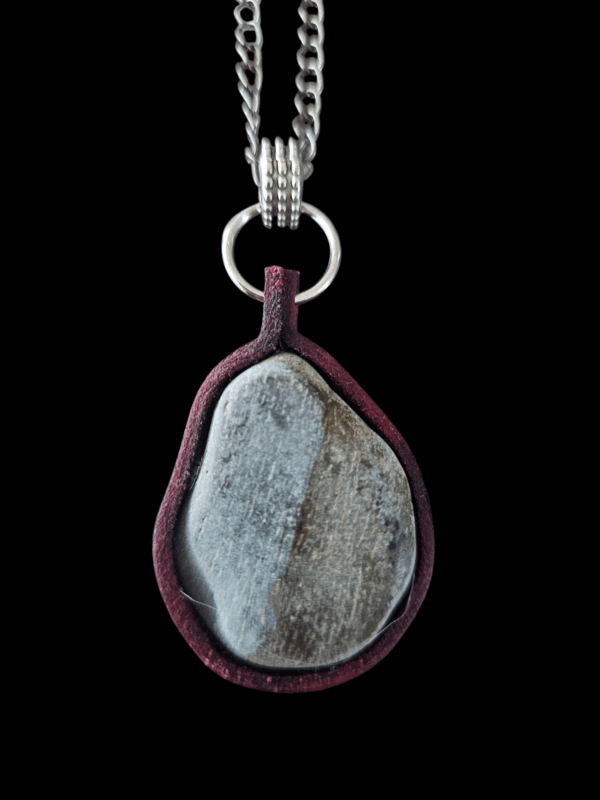 038. Gneiss - 24 grams - Image 3