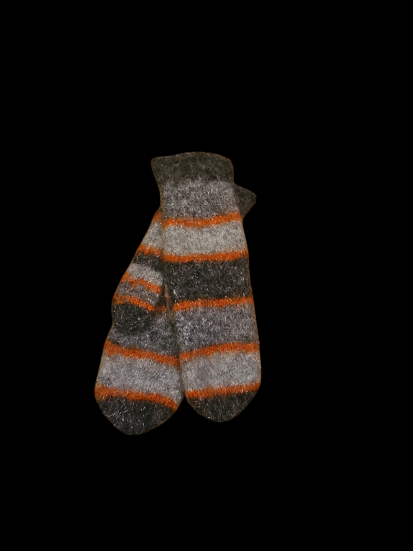 Wool mittens no 05