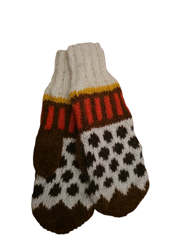 Wool mittens no 18