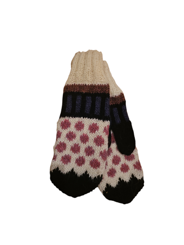 Wool mittens no 15