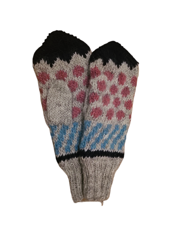 Wool mittens no 16