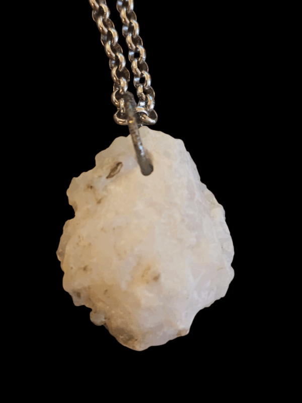 002. Kvars steinn / Quartz stone - 36 grams - Image 2