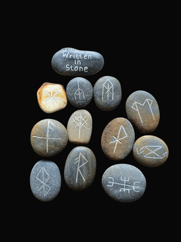 000Rune stones